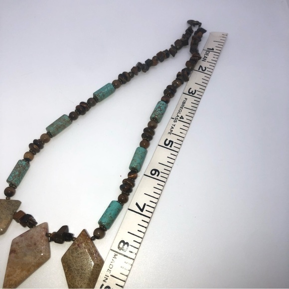 TURQUOISE Flower Stone Goldstone Beaded Necklace w Brass Toned Clasp 16” + 1.5” - Picture 7 of 9